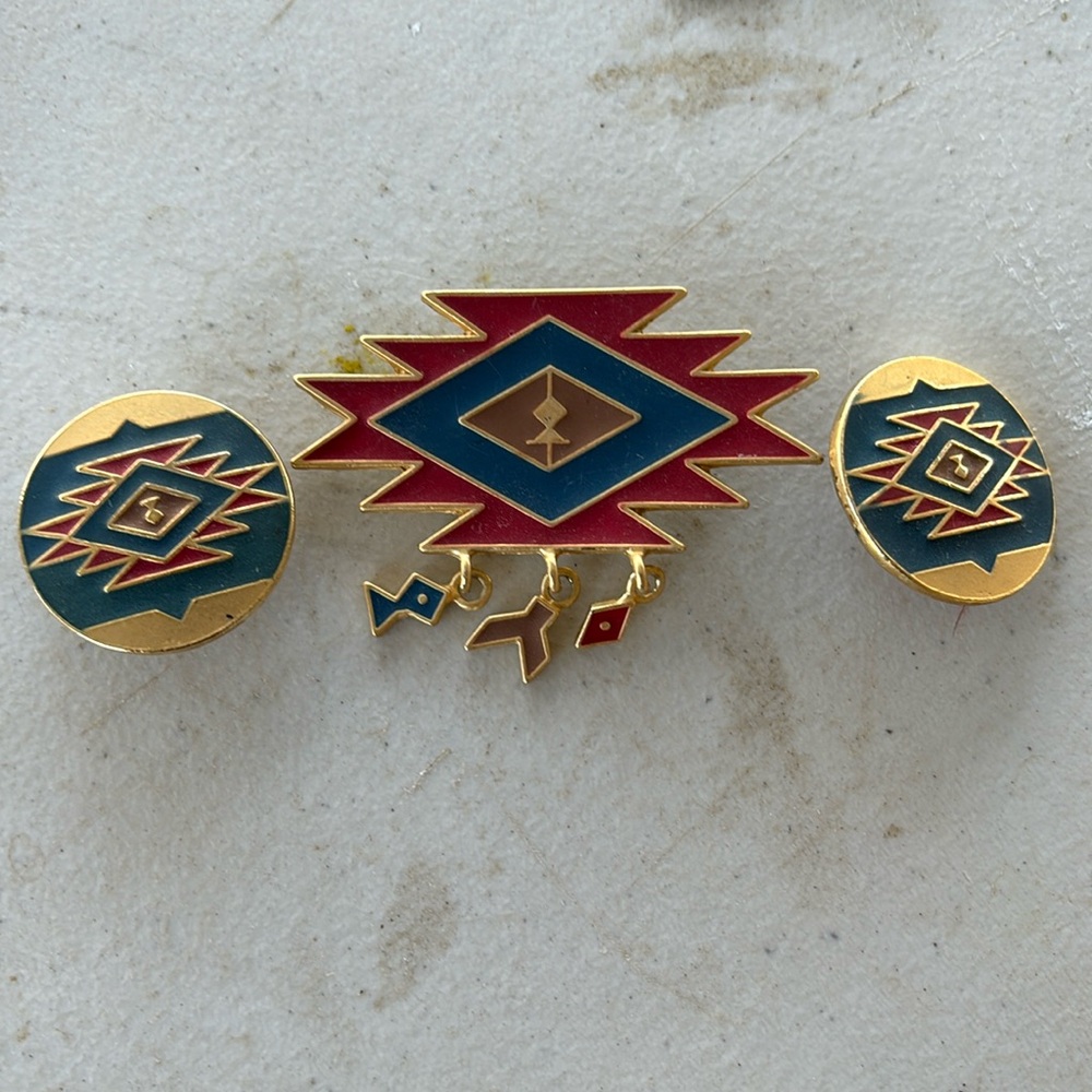 Vintage Multicolored Pin And Earring Set